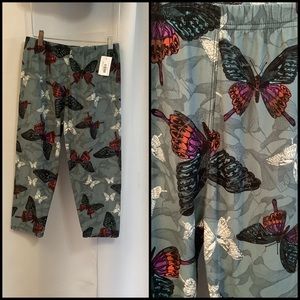 Leggings Capris Cropped Women’s Size 12-20 Elastic Waistband Butterfly Swirl